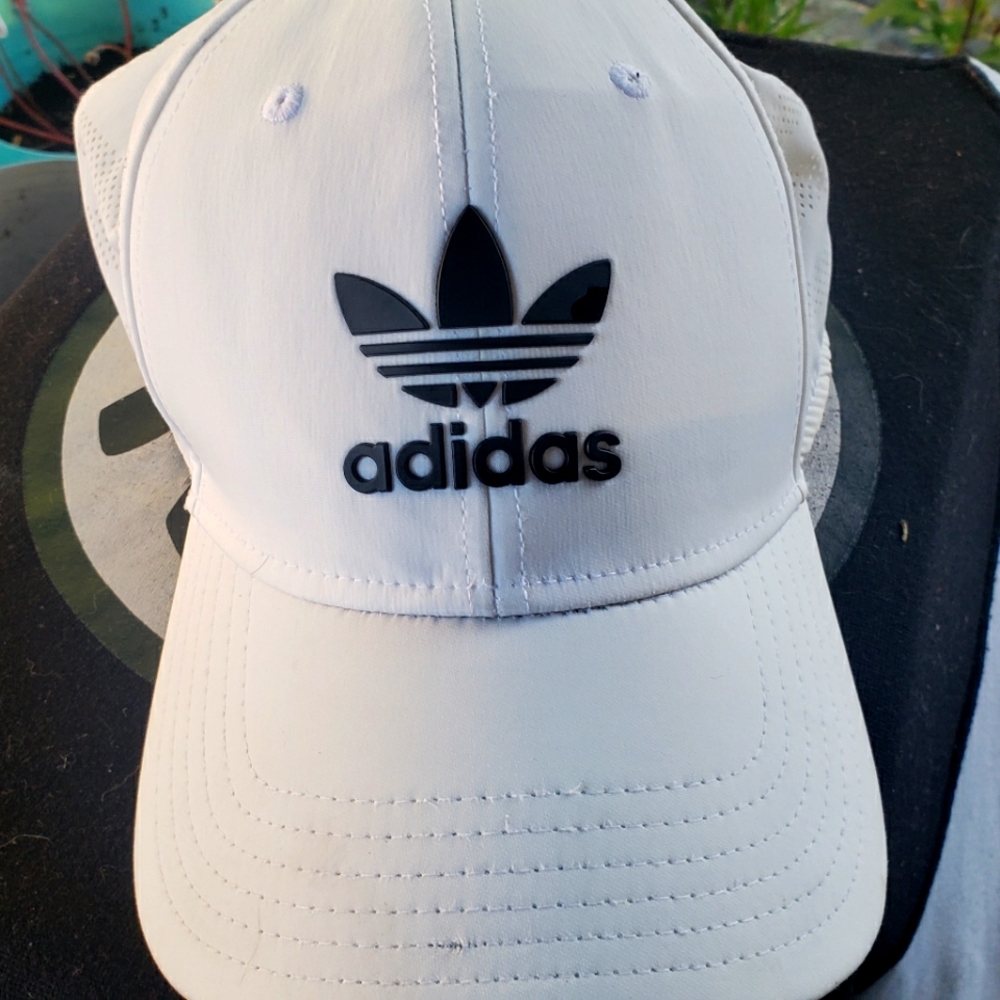 Adidas hat white